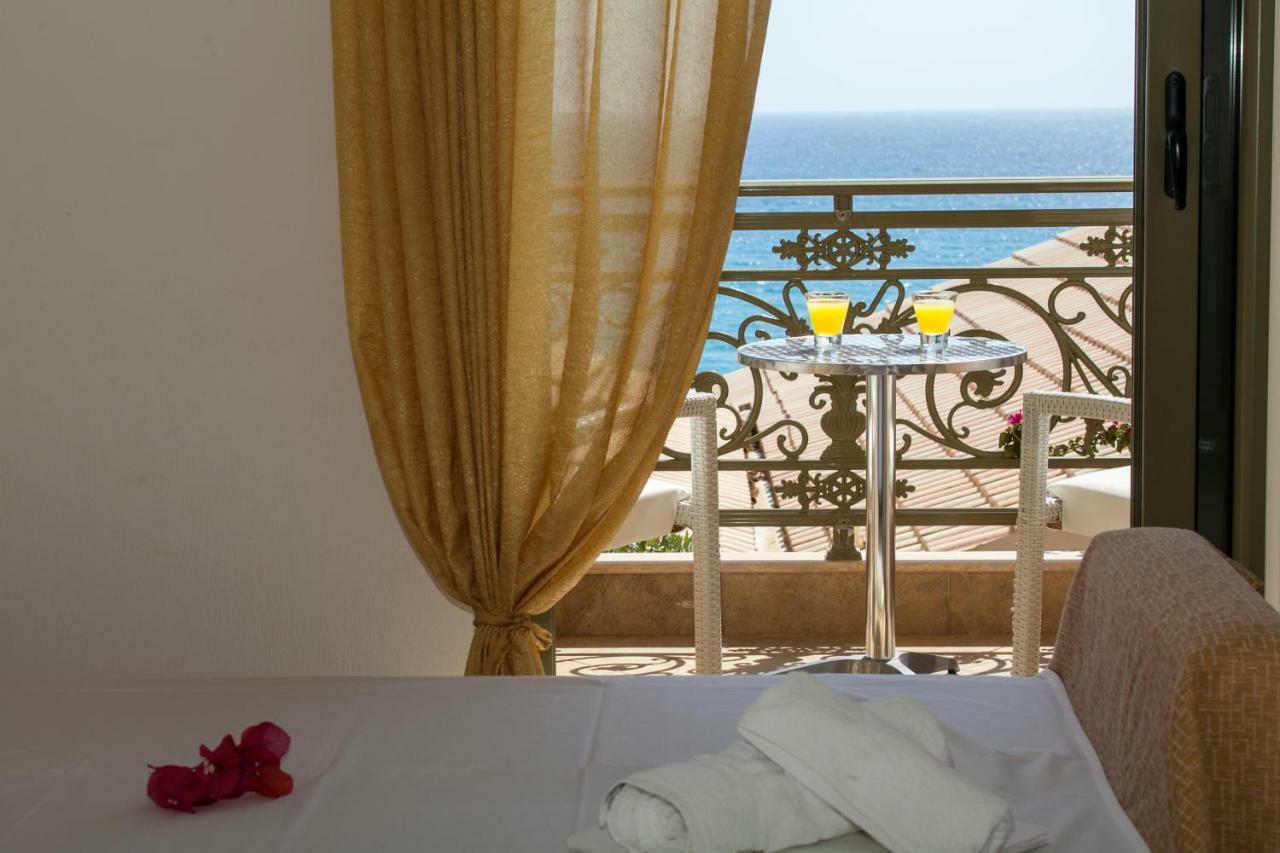 Siarbas Hotel Paralia Vrachou Zewnętrze zdjęcie