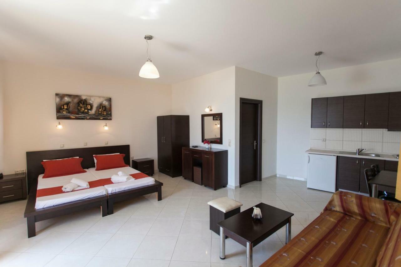 Siarbas Hotel Paralia Vrachou Zewnętrze zdjęcie