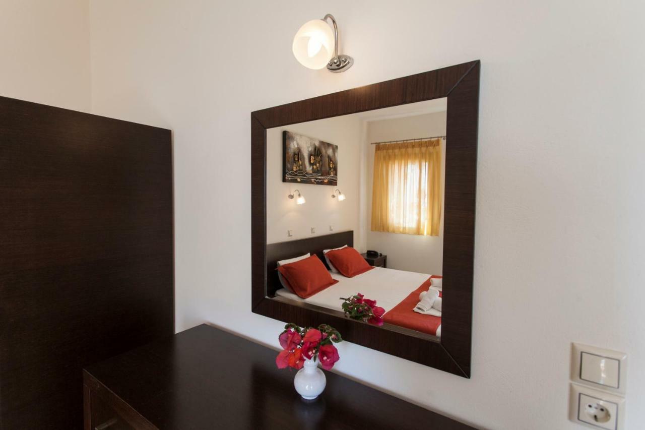 Siarbas Hotel Paralia Vrachou Zewnętrze zdjęcie